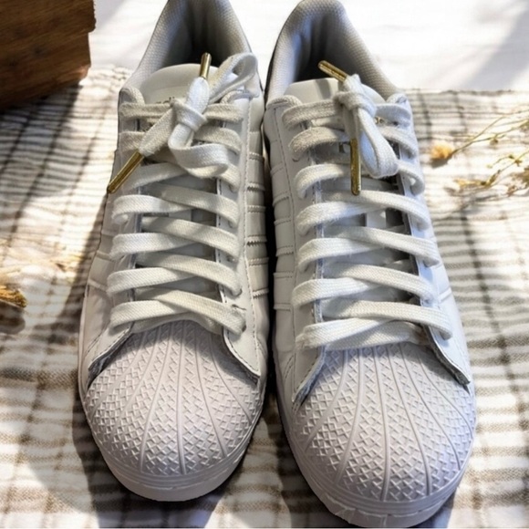 Adidas White Sneakers with Gold and Black Accents RARE - Picture 6 of 17